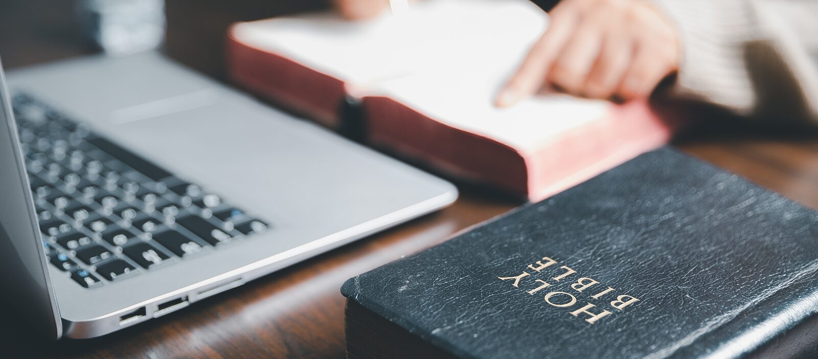 Master of Divinity virtual classroom student